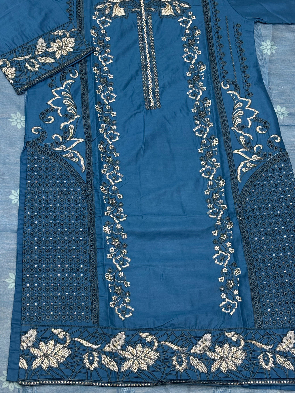 LOOGDI Teal Floral Embroidered 3-Piece Suit