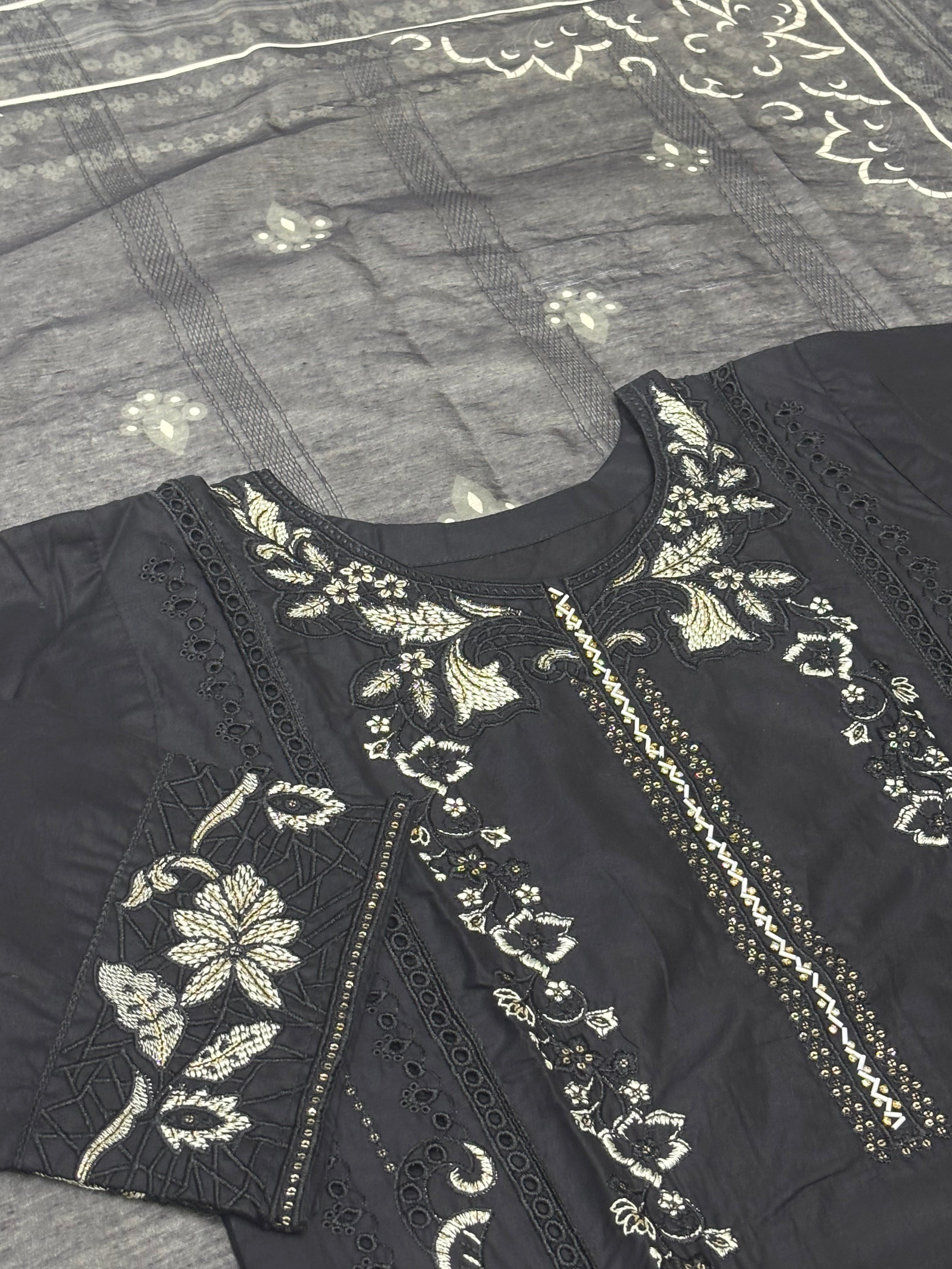 LOOGDI Black Gold Floral Embroidered 3-Piece Suit