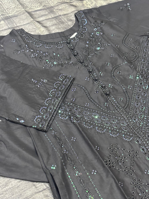 LOOGDI Black Sequin Embroidered 3-Piece Suit