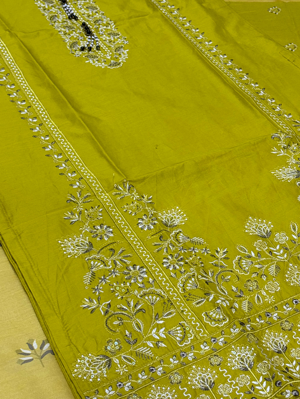 LOOGDI Olive Green Embroidered 3-Piece Suit